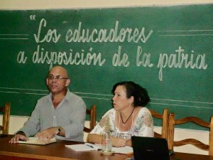 Reunión-Universidad de Holguín3