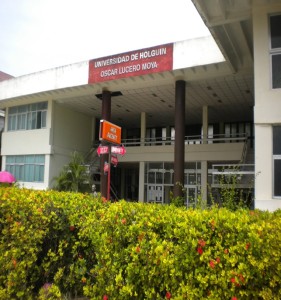 Universidad de Holguín1