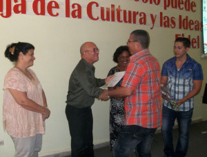 CUBA-RECONOCIMIENTO A CUADROS DE LA UHO