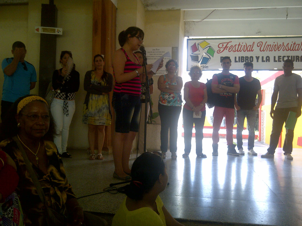 La Facultad de Ciencias Económicas y Administración (FACCEA) realizó la apertura oficial, este lunes, a sus Juegos Deportivos. Desarrollado en la Sede "Oscar Lucero Moya" el 09 de noviembre de 2015. UHO FOTO/Daniurka Parra Rojas
