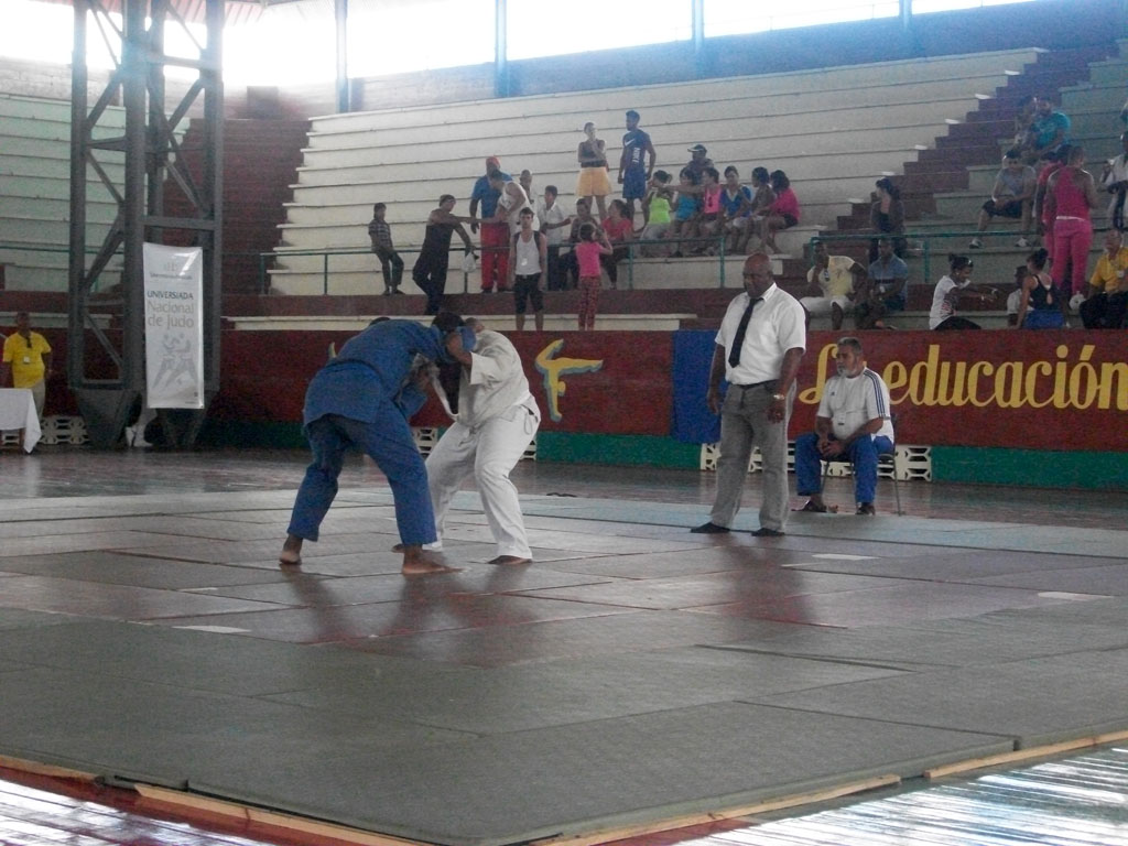 Jornada final de competiciones de la XIII Universiada de Judo. Ateneo Deportivo "Fernando de Dios Buñuel", 21 de noviembre de 2015. UHO FOTO/Luis Ernesto Ruiz Martínez.