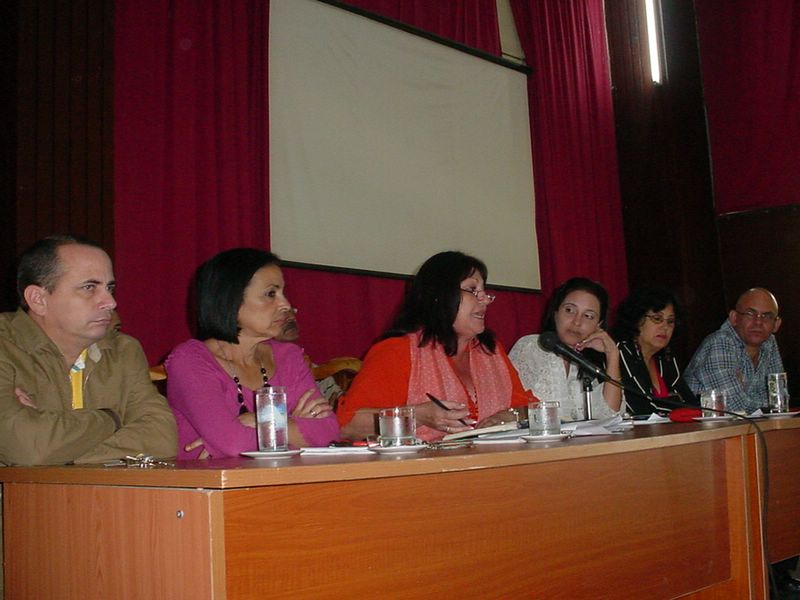 La sede José de la Luz y Caballero sirvió de escenario para desarrollar el primer claustro del presente año. La actividad estuvo presidida por el rector de la institución Dr.C Reynaldo Velázquez Zaldívar, junto a miembros del Consejo de Dirección. Foto: Francisco Rojas #2doClaustroUniversidadHolguín (3).JPG