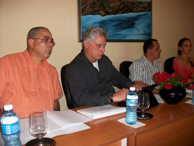 Visita de Miguel Díaz-Canel, Primer Vicepresidente de los Consejos de Estado y de Ministros de la República de Cuba, a la Universidad de Holguín. 3 de febrero de 2016. Sede "Celia Sánchez Manduley". UHO FOTO/Luis Ernesto Ruiz Martínez.