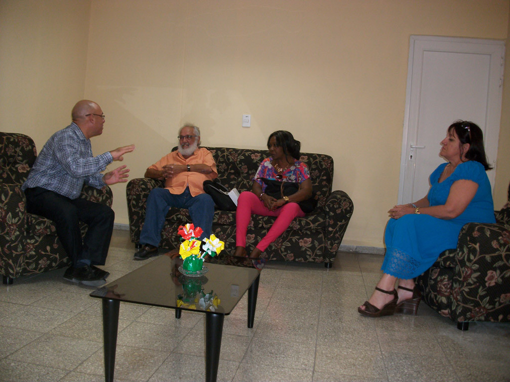 Intercambio de Andrés Goméz, Director de la Revista Areito y Coordinador de la Brigada Antonio Maceo en Estados Unidos, con estudiantes y trabajadores de la Universidad de Holguín. Desarrollado en la Sede Celia Sánchez Manduley el 25 de abril de 2016. UHO FOTO/Luis Ernesto Ruiz Martínez.