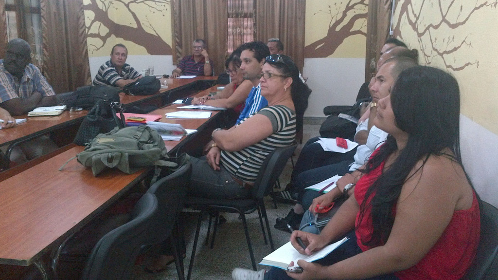 Intercambio en la sede de la Delegación Provincial de la Agricultura en Holguín, con presencia de directivos de dicha entidad y la casa de altos estudios del territorio. Desarrollado en Delegación Provincial de la Agricultura, el 26 de abril de 2016. UHO FOTO/Yudith Rojas Tamayo