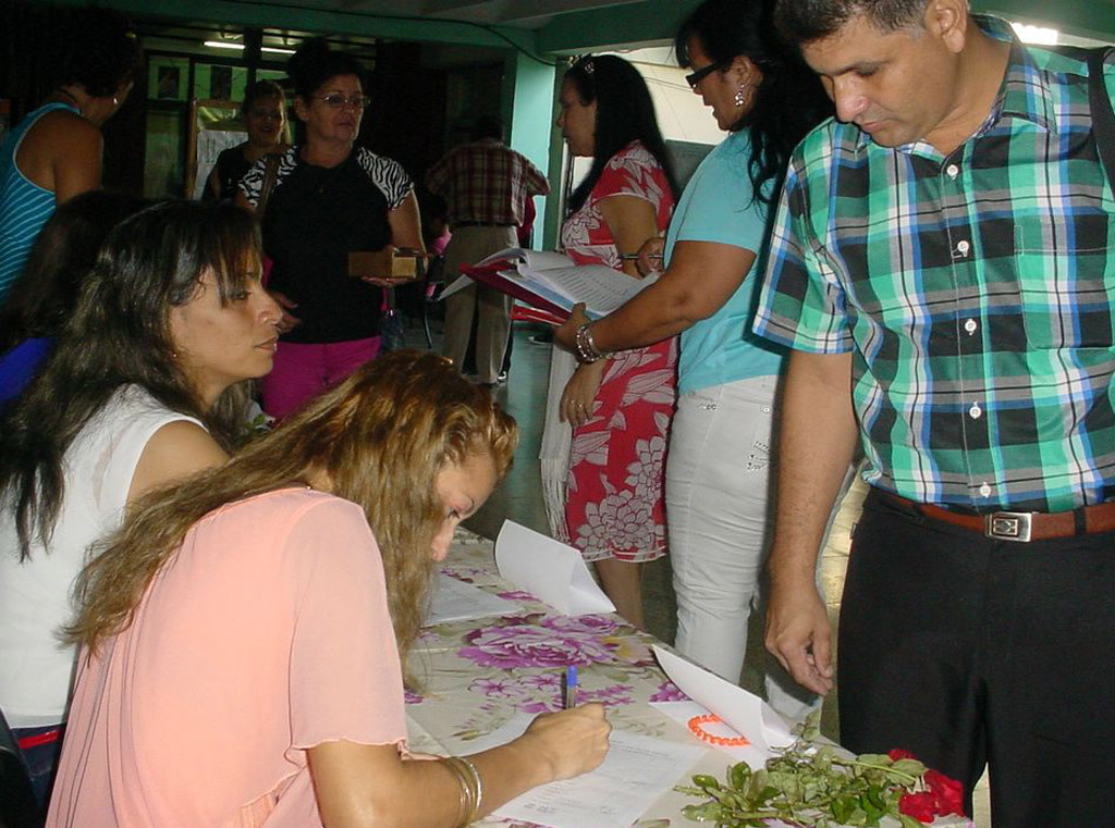 VII Evento Nacional de Formación Laboral e Investigaciones Educativas. Desarrollado en la Sede José de la Luz y Caballero de la Universidad de Holguín los días 11 y 12 de mayo de 2016. UHO-FOTO/Francisco Rojas González.