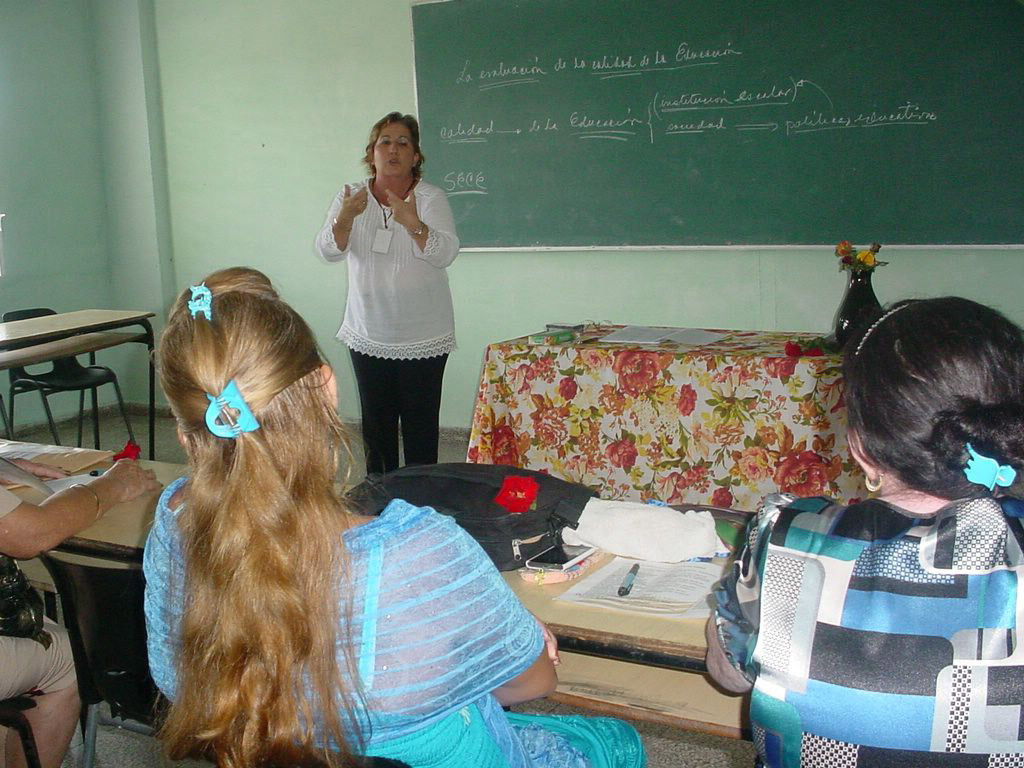 VII Evento Nacional de Formación Laboral e Investigaciones Educativas. Desarrollado en la Sede José de la Luz y Caballero de la Universidad de Holguín los días 11 y 12 de mayo de 2016. UHO-FOTO/Francisco Rojas González.