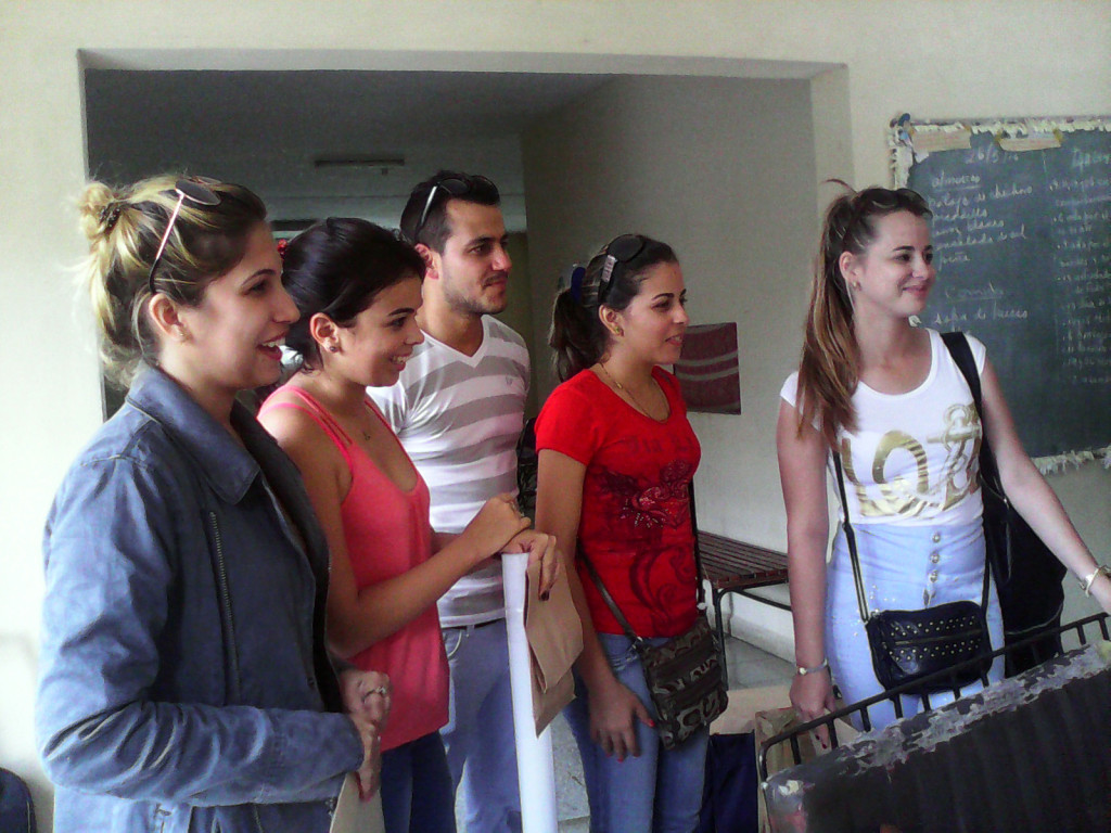 Estudiantes de las provincias de Santiago de Cuba, Camagüey, Villa Clara, Pinar del Río, La Habana y del municipio holguinero de Moa participan de la décima edición de la Radio Universitaria. Desarrollado en la sede Celia Sánchez Manduley, el 26 de mayo de 2016-UHO/Foto: Yudith Rojas Tamayo