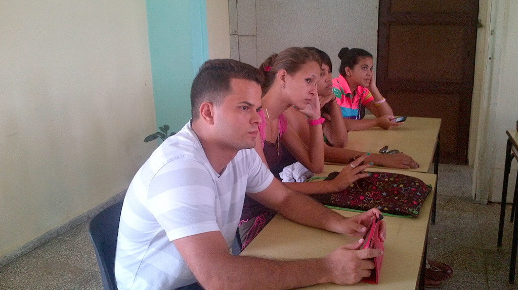 Jóvenes estudiantes e investigadores consagrados a la especialidad de Cultura Física intercambiaron sus experiencias en siete comisiones de trabajo, en el VII Taller Internacional "Músculo del cuerpo, músculo del alma". Desarrollado en la sede Manuel Fajardo, el 25 de mayo de 2016. Foto: Yudith Rojas Tamayo