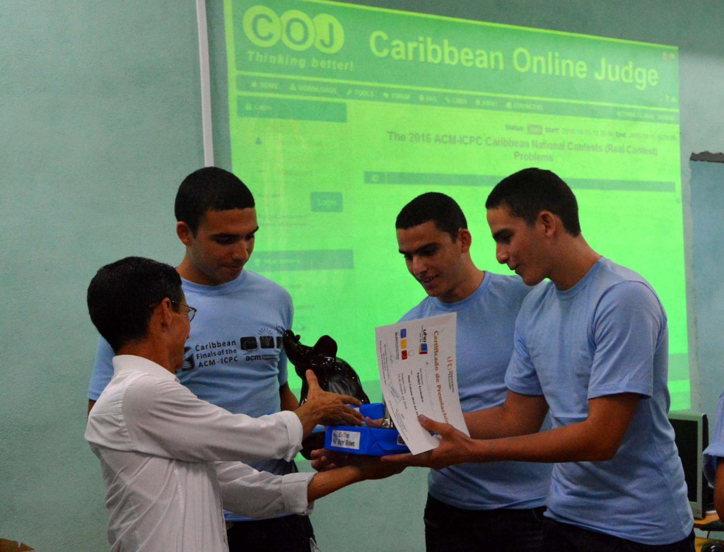 La Universidad de Holguín fue nuevamente sede del Concurso Internacional Universitario ACM de Programación. Foto: Yusmel Pérez.