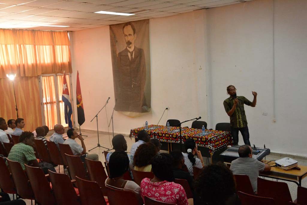 Encuentro de la Asociación de Estudiantes Angolanos en Cuba. Foto: Yusmel Pérez.