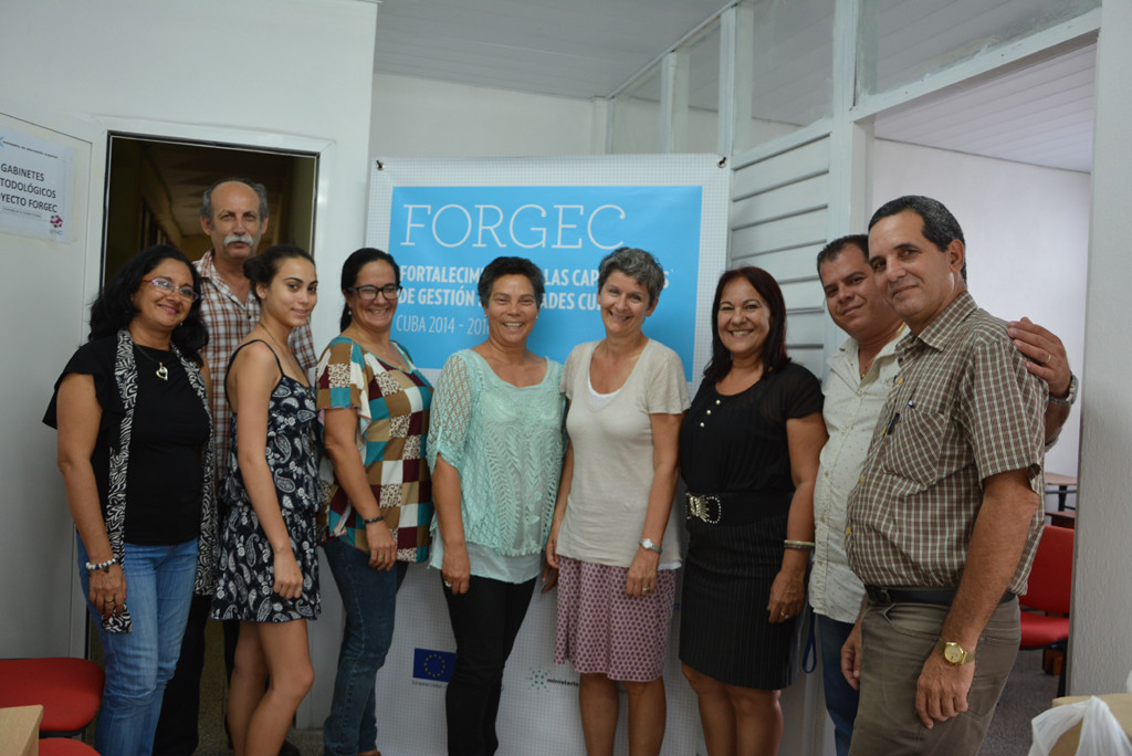 Gestores del proyecto en la Universidad de Holguín compartieron sus experiencias con Fiona Hunter. Desarrollado en la sede Oscar Lucero Moya, el 27 de octubre de 2016-UHO/Foto: Yudith Rojas Tamayo