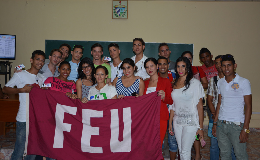 Cada uno de estos jóvenes será líder en su entorno, bajo el liderazgo de Rosalina Gretel Ramírez, presidenta de la FEU. Desarrollado en la Sede "José de la Luz y Caballero", el 02 de noviembre de 2016. UHO FOTO/Yudith Rojas Tamayo