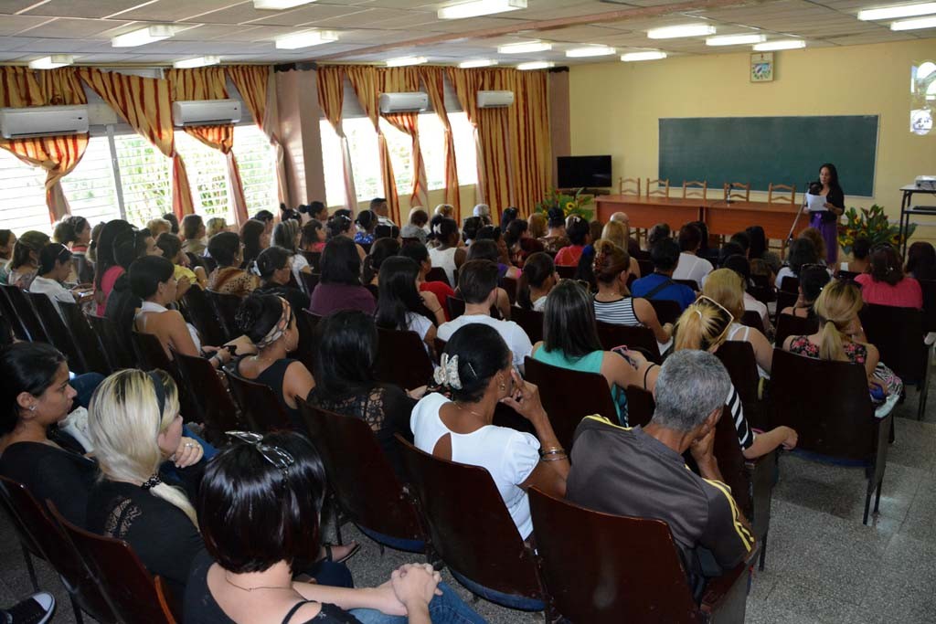 Apertura de la Evaluación Externa de la Carrera Licenciatura en Pedagogía-Psicología. Efectuada en la sede José de la Luz y Caballero de la Universidad de Holguín el 5 de diciembre de 2016.. UHO FOTO/Luis Ernesto Ruiz Martínez