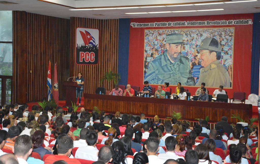 La juventud militante no es solo el futuro de la Patria, sino el presente de la Revolución, expresó la Primer Secretaria de la UJc e el país.