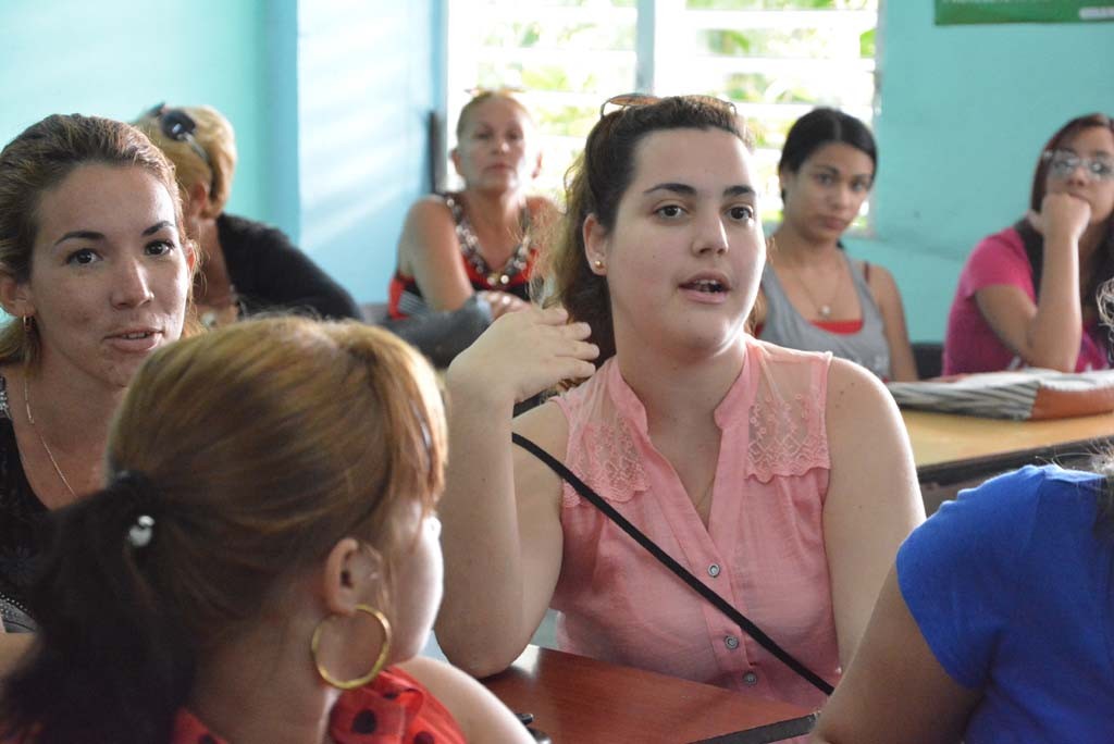 Defensa pública para la aprobación del Plan de Estudio E correspondiente a la carrera Pedagogía Psicología. Desarrollado en la sede José de la Luz y Caballero, el 07 de febrero de 2017. Foto: Yudith Rojas Tamayo.