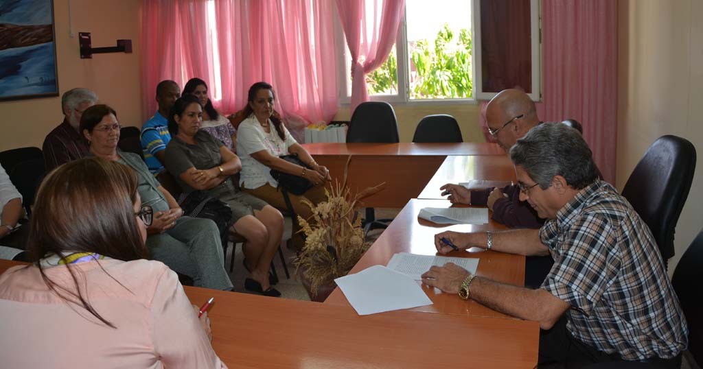 Conclusiones de la Evaluación Externa a la carrera Lengua Inglesa con segunda lengua Francés de la Universidad de Holguín, 23 de marzo. Foto: @yperezf/DIRCOM