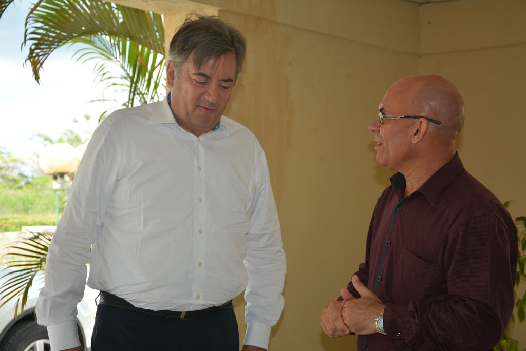 El Excelentísimo señor, Thomas Karl Neisinger, Embajador de Alemania en Cuba visitó la Universidad de Holguín. Desarrollado en la sede Celia Sánchez Manduley, el 04 de mayo de 2017. Foto/Yudith Rojas Tamayo