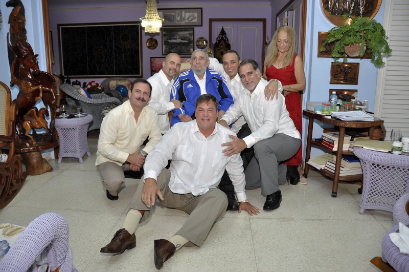 Encuentro con los Cinco Héroes de la República de Cuba. Residencia personal, Ciudad de La Habana, 28 de febrero de 2015. Foto Alex Castro.