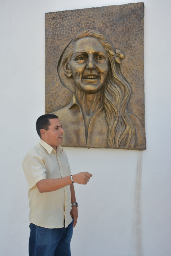 El MSc. Víctor Aguilera Nonell, presidente de la Cátedra Honorífica Celia Sánchez Manduley junto a profesores universitarios. Desarrollado en la sede José de la Luz y Caballero, el 08 de mayo de 2017-UHO/Foto: Yudith Rojas Tamayo