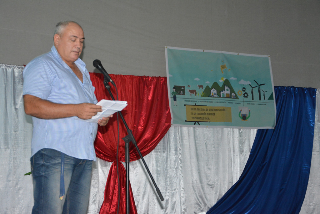 Palabras conclusivas del director del CUM, MSc. Francisco Infante Estrabao. Desarrollado en el municipio de Calixto García, el 18 de noviembre de 2017. Foto/UHo: Yudith Rojas Tamayo