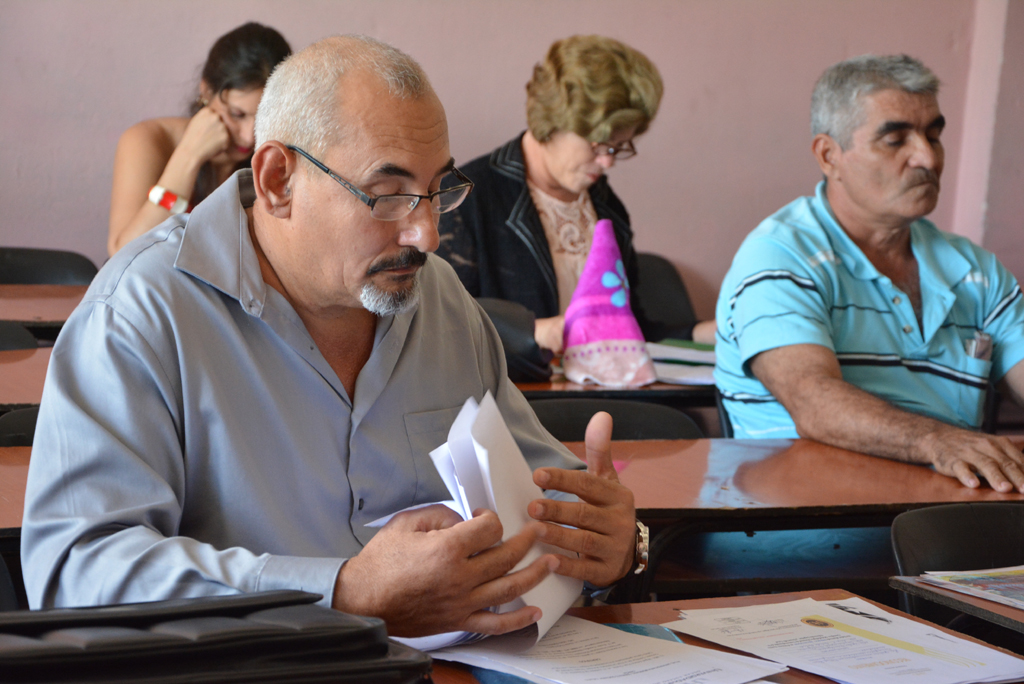 MSc. Norton Ignacio Peña Aguilera, Gran Premio de la décima edición del Taller Nacional de Universalización de la Educación Superior y Desarrollo Local. Desarrollado en el municipio de Calixto García, el 18 de noviembre de 2017. Foto/UHo: Yudith Rojas Tamayo