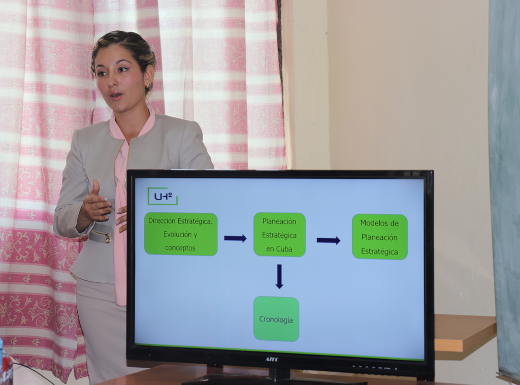 Aliennis Verdecia, estudiante de la carrera de Lic. en Turismo. Sede Oscar Lucero Moya, 12 de junio de 2018. UHO FOTO/Yudith Rojas Tamayo