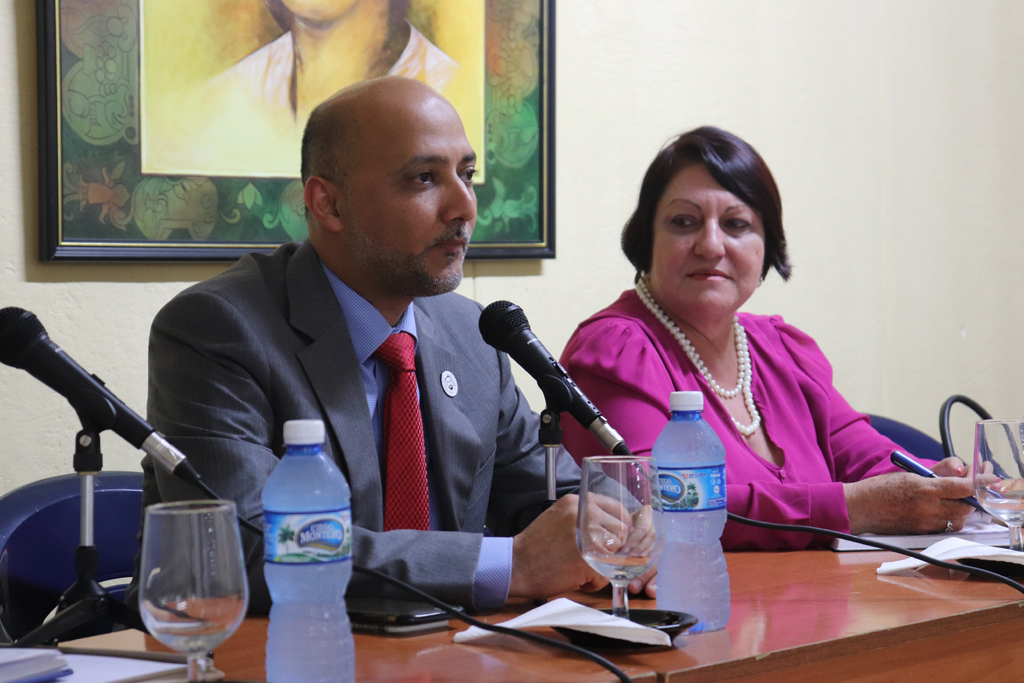 Estudiantes y profesores sostuvieron un intercambio con el Excmo Embajador de Emiratos Árabes Unidos en Cuba. Desarrollado en la sede Celia Sánchez Manduley, el 03 de octubre de 2018-UHO/Foto: Yudith Rojas Tamayo