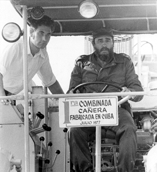 Inauguración de la Fábrica de Combinadas Cañeras “60 Aniversario de la Revolución de Octubre”. Holguín, 27 de julio de 1977