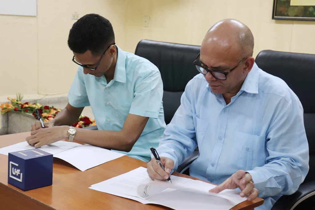 Firma de convenio marco de colaboración con el telecentro provincial Telecristal. Desarrollado en la sede Celia Sánchez Manduley, el 01 de noviembre de 2018-UHO/Foto: Yudith Rojas Tamayo