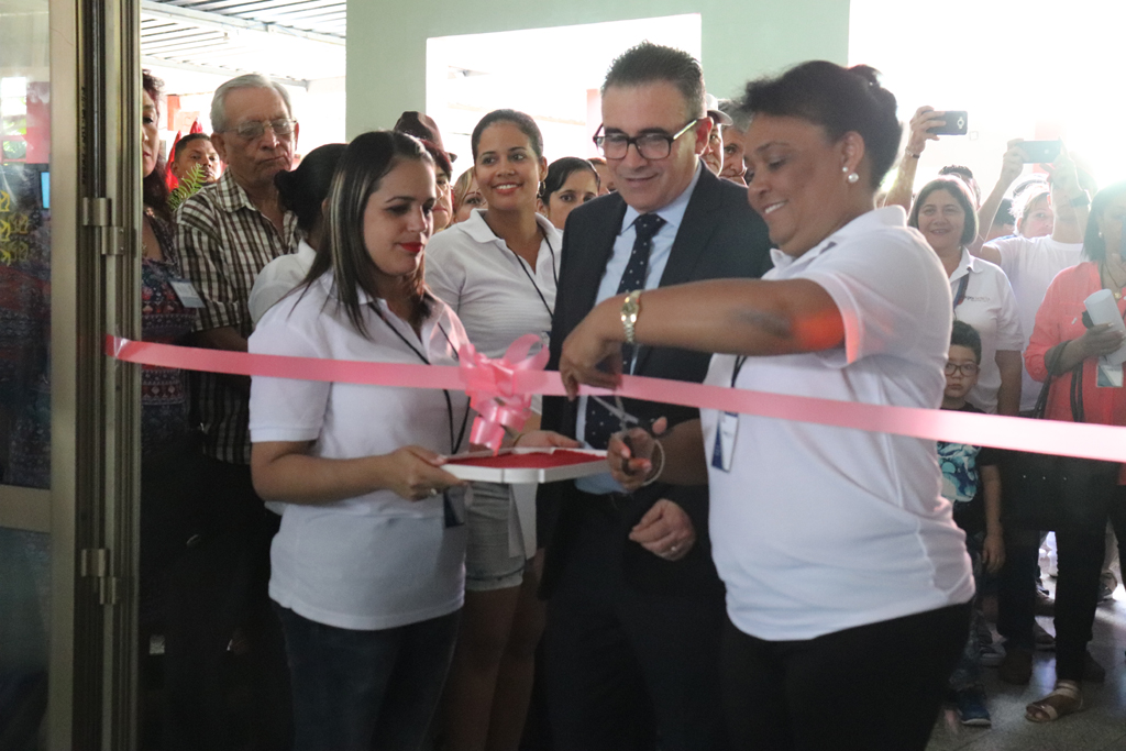 Inaugurado Expociencia 2019, con la presencia del Dr. Cs. Luis Velázquez, Presidente de la Academia de Ciencias de Cuba y Maritza Salas Gé, miembro del Buró Provincial del Partido en Holguín. Foto/ Yudith Rojas Tamayo