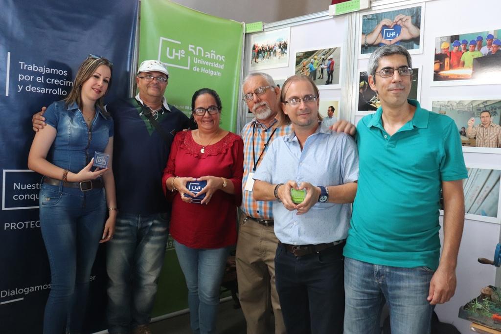 Profesores de la Universidad de Holguín en Expociencia 2019. Foto/ Yudith Rojas Tamayo