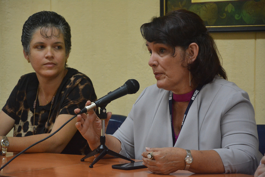 Jornadas de intercambio del English Language Teaching Road Show, proyecto para la capacitación de profesores de idioma inglés en la UHo. En la imagen, Minerva Aleida Rodríguez Delgado, directora del British Council Cuba. Desarrollado en la sede Celia Sánchez Manduley, el 20 de mayo de 2019-UHO/Foto: Heidi Viguera Ferrás.