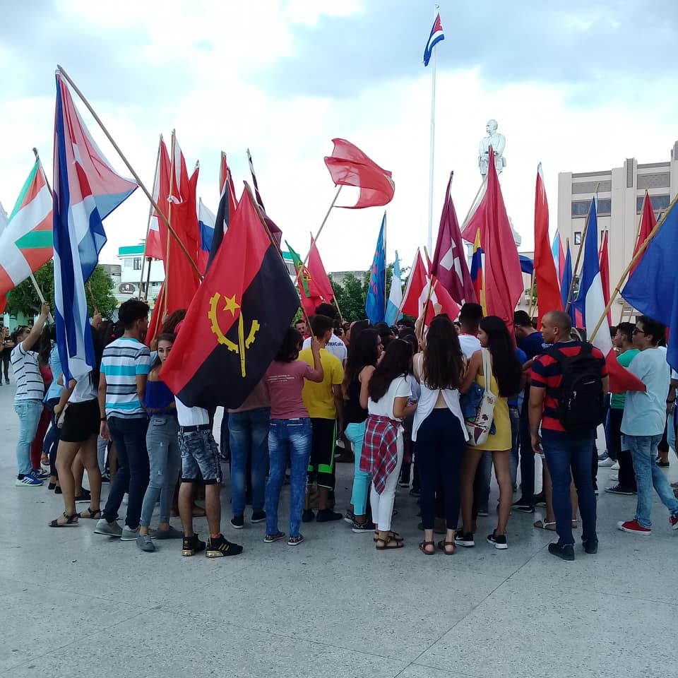 fiesta de los abrazos