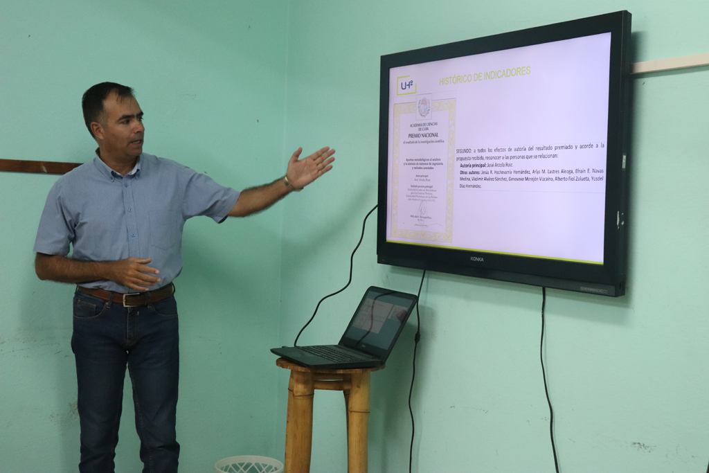 Balance de Ciencia y Técnica del Centro de Estudios de Diseño y Fabricación Asistidos por Computadoras con excelentes resultados. Desarrollado en la UNAIC, el 28 de noviembre de 2019-UHO/Foto: Yudith Rojas Tamayo