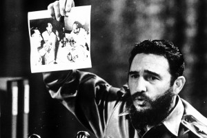 Comparecencia del Primer Ministro del Gobierno Revolucionario, Comandante en Jefe Fidel Castro Ruz para informar al pueblo de Cuba acerca del asesinato del Che en Bolivia. La Habana, 15 de octubre de 1967