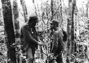 Junto a Fidel en El Zapato, zona del Peladero en la Sierra Maestra. 8 de octubre de 1957
