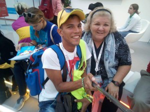 Algunos de los momentos vividos por Glessler Ramos en SOCHI 2017. Fotos tomadas de su perfil en Facebook.