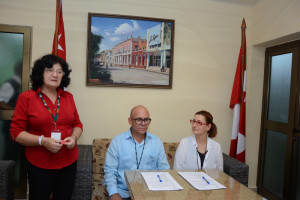 Firma del Convenio entre la Universidad de Ottawa y la Universidad de Holguín. UHo FOTO/Torralbas.