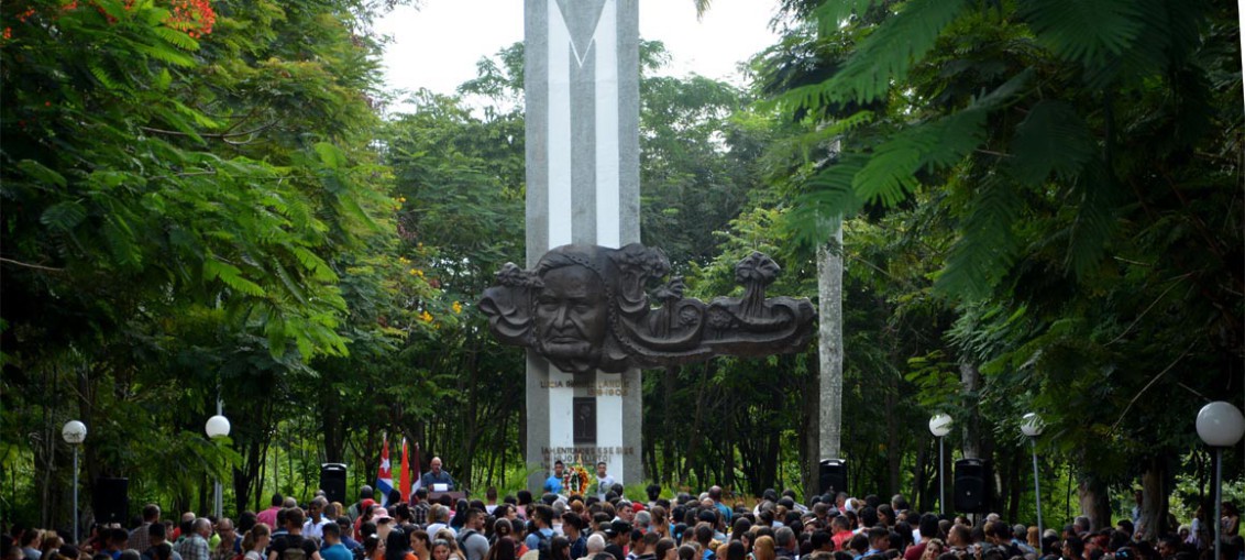 Acto de inicio del curso escolar 2018-2019 en la Universidad de Holguín. Efectuado en el Monumento a Lucía Iñíguez en la Plaza de la Revolución, el lunes 3 de septiembre de 2018. UHo FOTO/Luis Ernesto Ruiz Martínez.