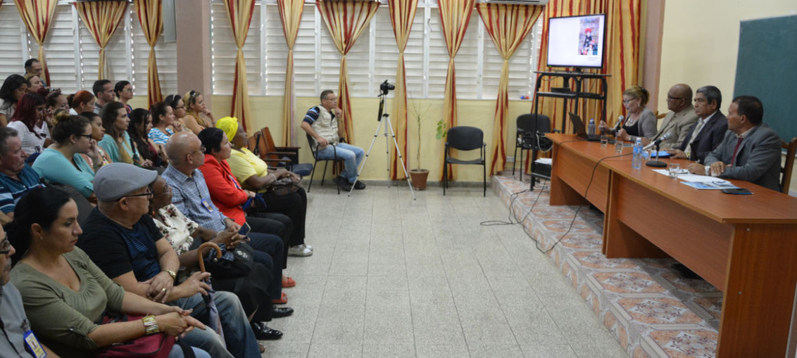 Panel por la Cultura Cubana desarrollado en la sede José de la Luz y Caballero, el 17 de octubre de 2018. UHO FOTO/Luis Ernesto Ruiz Martínez.