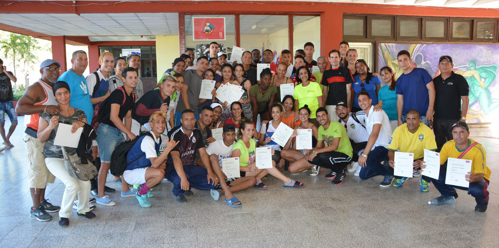 Finalizan en Holguín los Juegos Zonales Universitarios con la entrega de los reconocimientos a los más destacados. Acto efectuado en la Facultad de Cultura Física, de la Universidad de Holguín, el 9 de diciembre de 2018. UHo FOTO/Luis Ernesto Ruiz Martínez