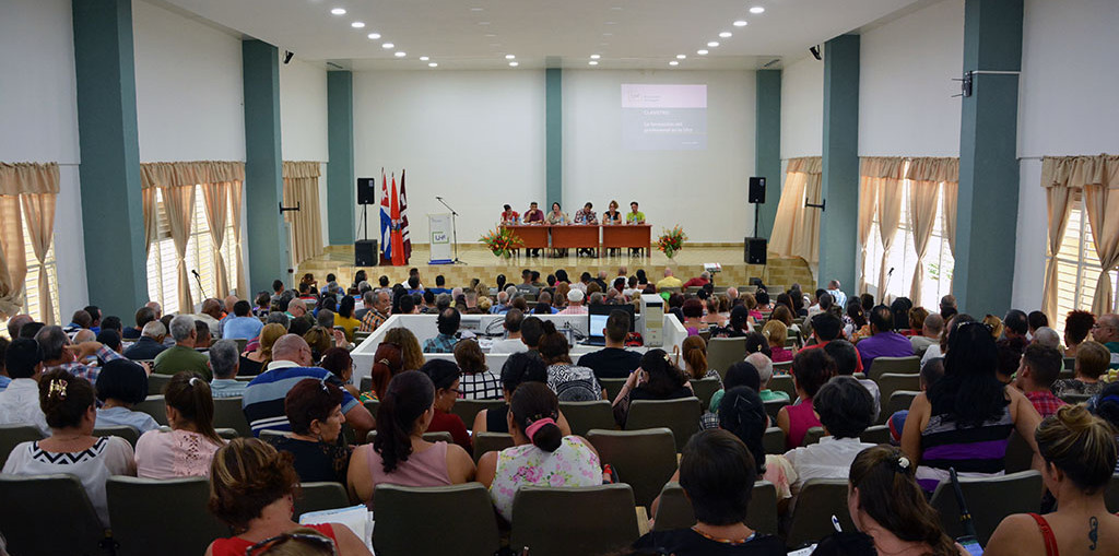 Sesiona Claustro de la Universidad de Holguín, el 1 de noviembre de 2019, en la sede José de la Luz y Caballero. UHo FOTO/Luis Ernesto Ruiz Martínez.