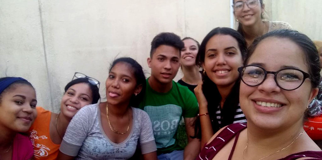 Estudiantes de periodismo de la Universidad de Holguín.