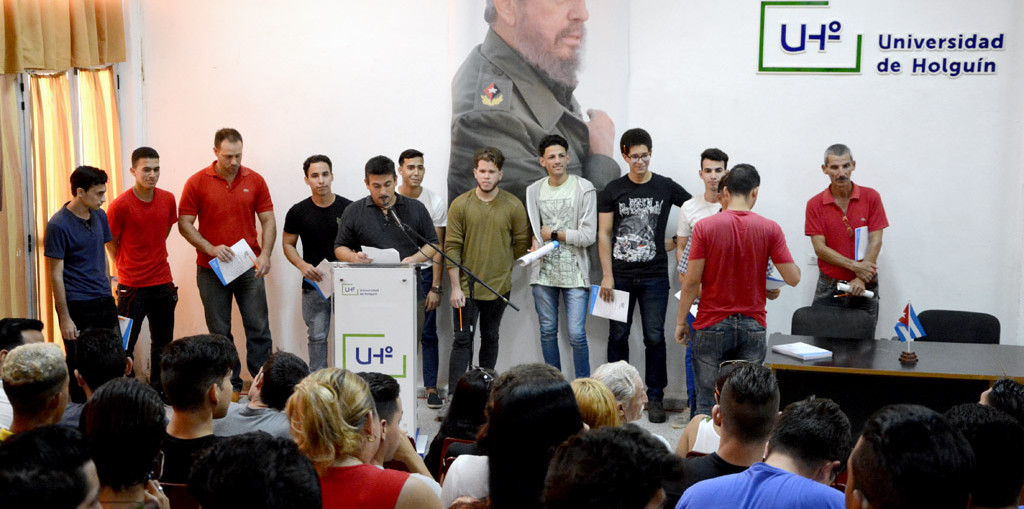 Celebran Ingeniería Informática y Licenciatura en Educación Informática, Día de la Carrera el 10 de diciembre de 2019, en la sede Oscar Lucero Moya de la Universidad de Holguín. UHo FOTO/Luis Ernesto Ruiz Martínez.