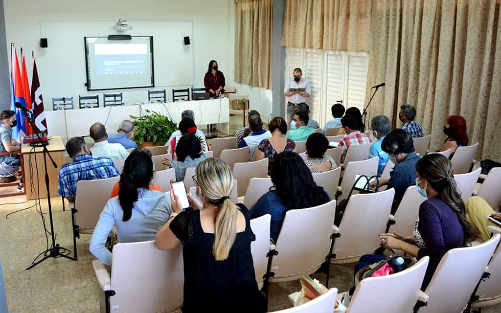 Viceprimer Ministro evalúa preparativos para el regreso a la presencialidad en universidades de Holguín