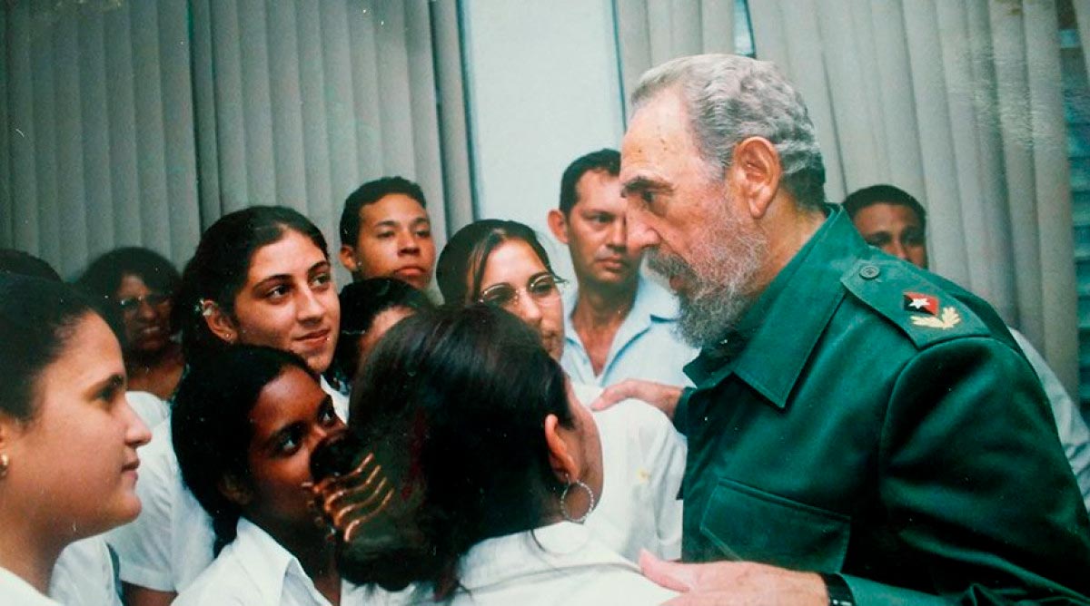 Fidel y los jóvenes